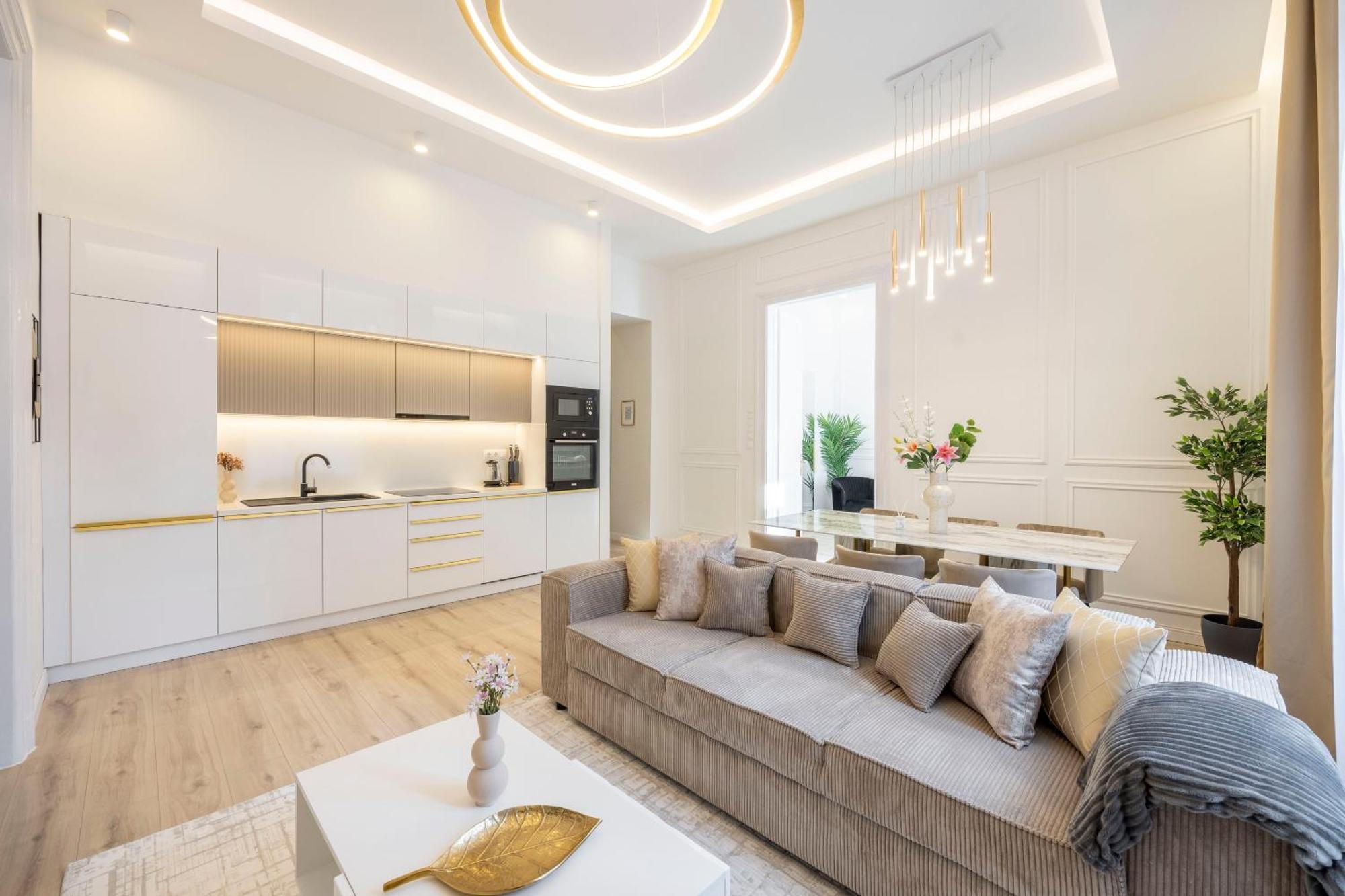 Exclusive & Prestigious Central Residence W/ Balcony Budapest Exterior photo