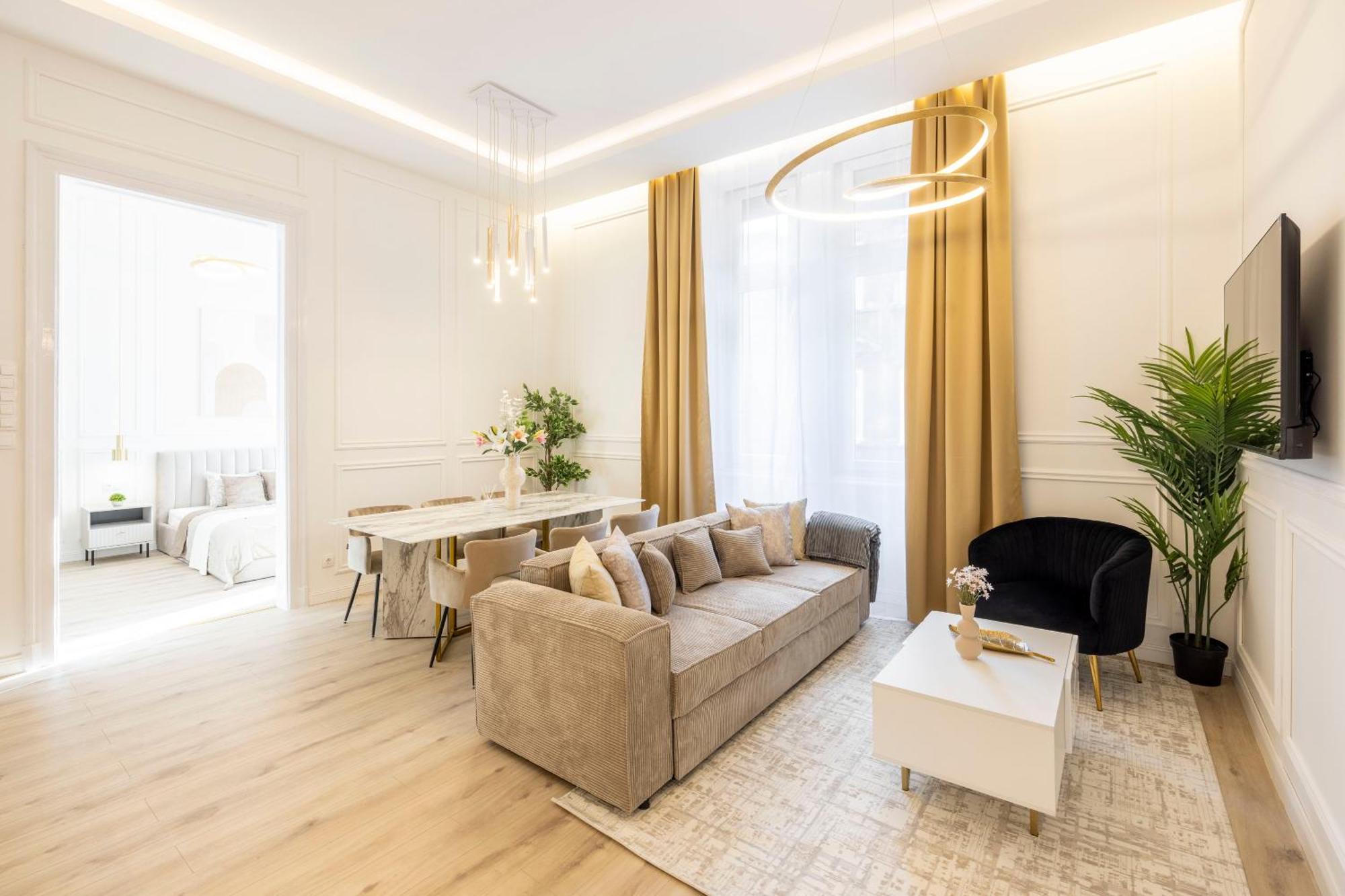 Exclusive & Prestigious Central Residence W/ Balcony Budapest Exterior photo