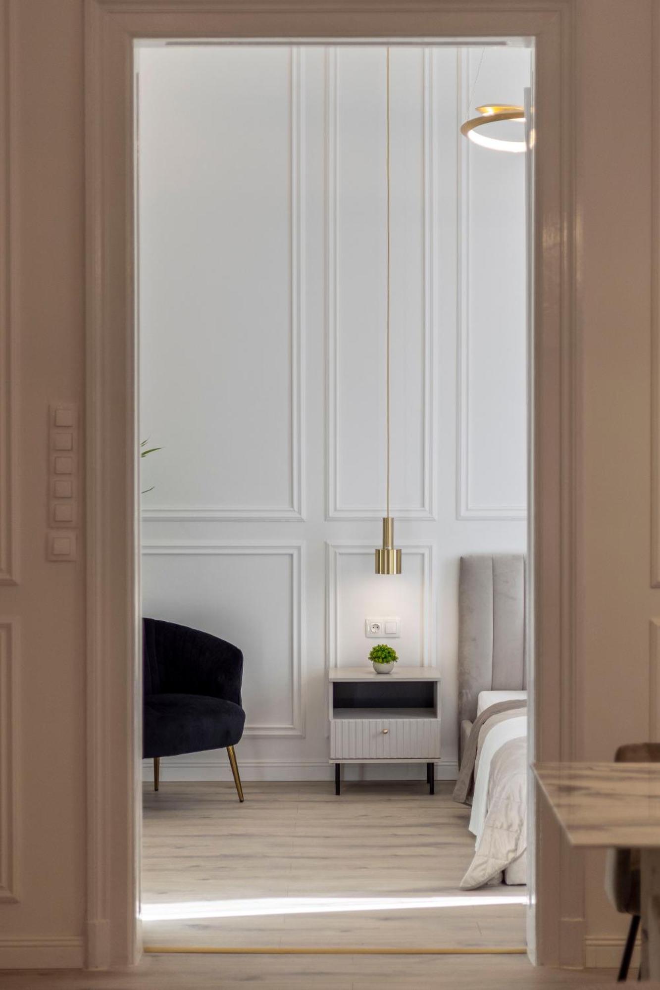 Exclusive & Prestigious Central Residence W/ Balcony Budapest Exterior photo